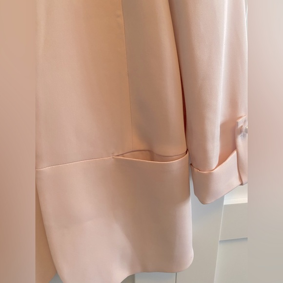 Light Pink Open Front Blazer by Le Chateau - Picture 4 of 9